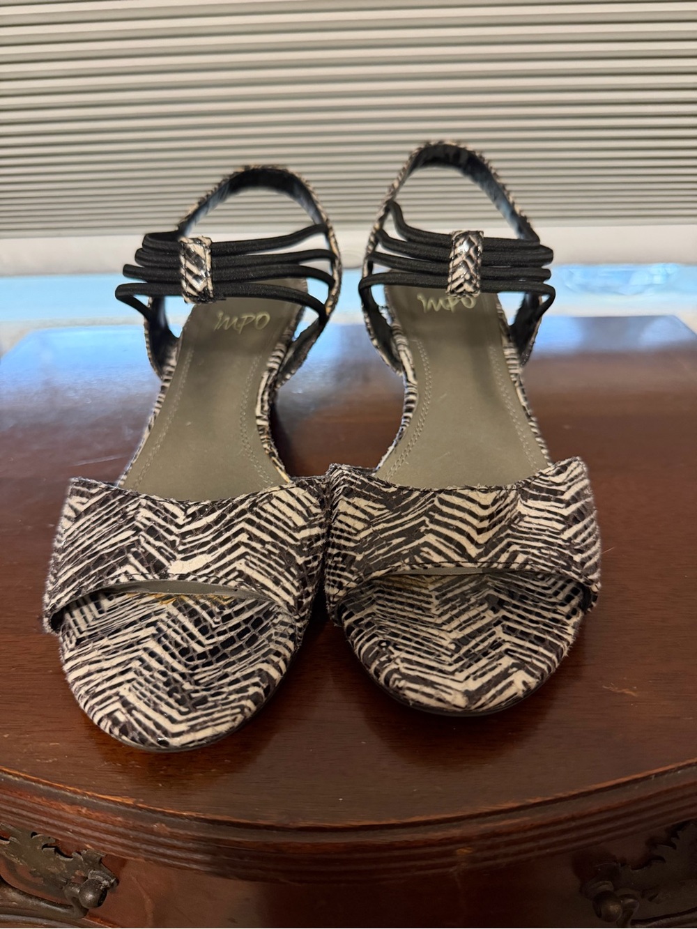 Women's Black & White Patterned Open-Toe Sandals